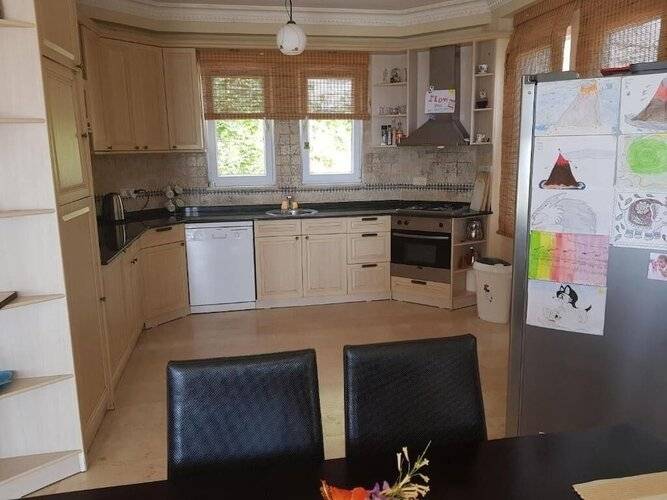 Goldcity Apartments