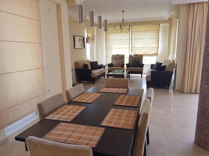 Goldcity Apartments