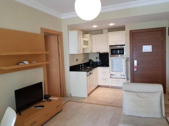 Goldcity Apartments