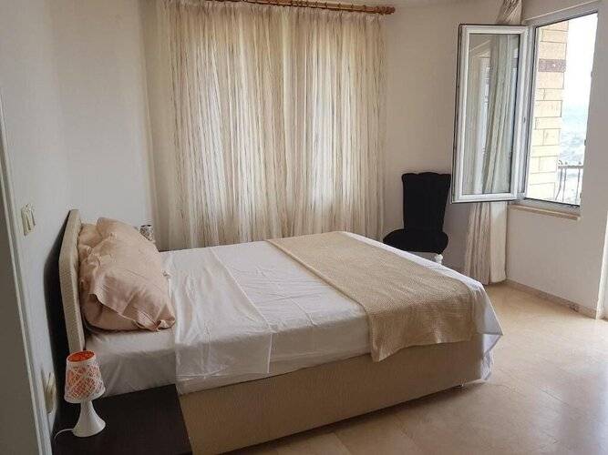 Goldcity Apartments