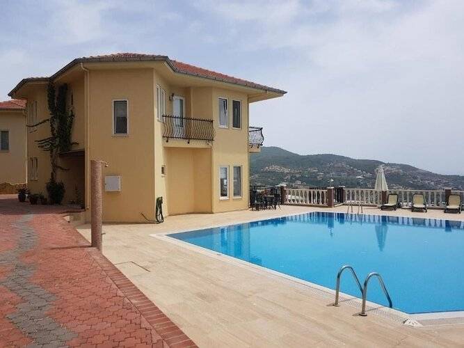 Goldcity Apartments