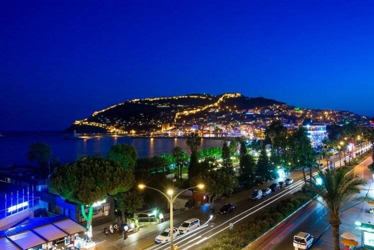 Отель Cleopatra City
