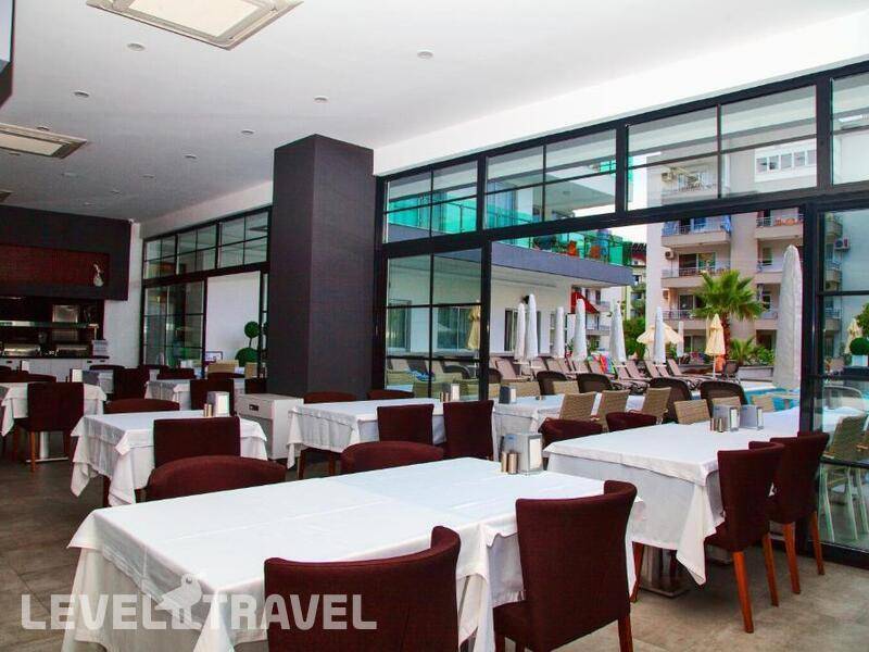 Фотография Green Garden Suites Hotel