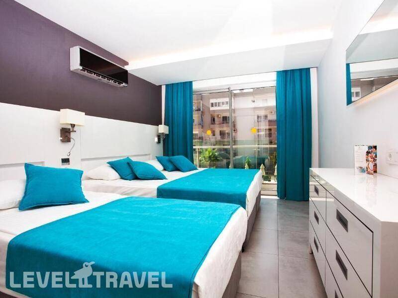 Фотография Green Garden Suites Hotel