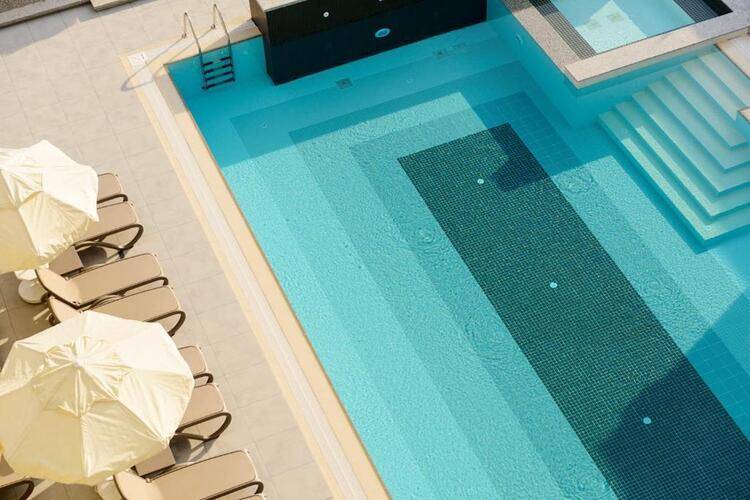 Green Garden Suites Hotel