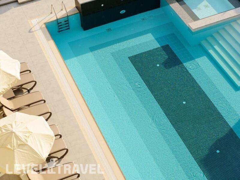 Фотография Green Garden Suites Hotel