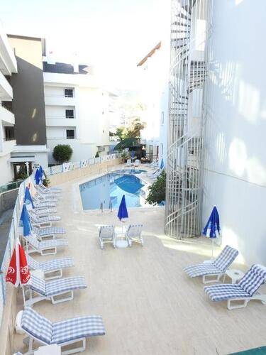 Sailor Apart Hotel