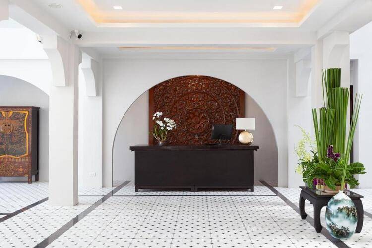 Anona Beachfront Phuket Resort