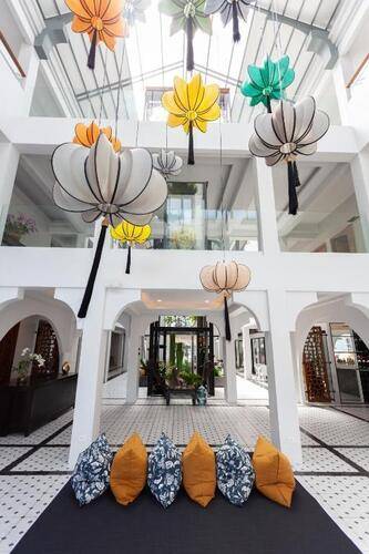 Anona Beachfront Phuket Resort