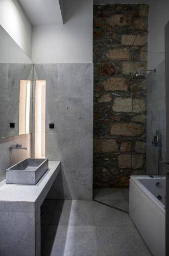 Art Suites Korai
