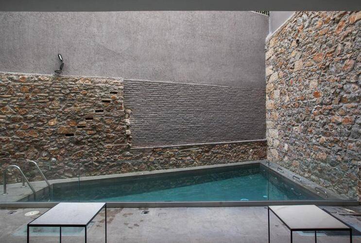 Art Suites Korai