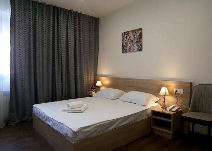 Nava Hotel