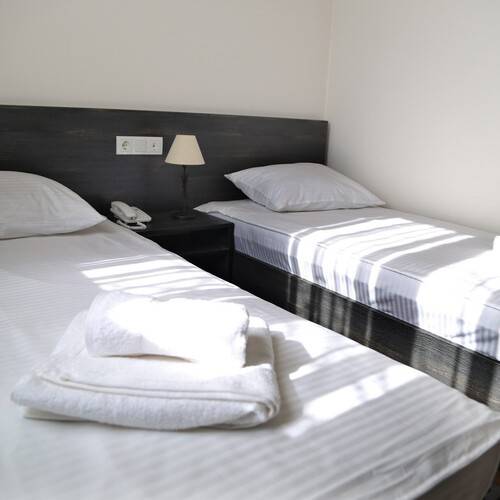 Nava Hotel