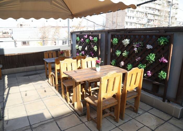Nava Hotel