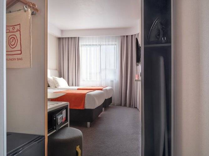 Pana White Moscow Hotel (Пана Вайт Москва Отель) Ex. Holiday Inn Express Moscow Baumanskaya