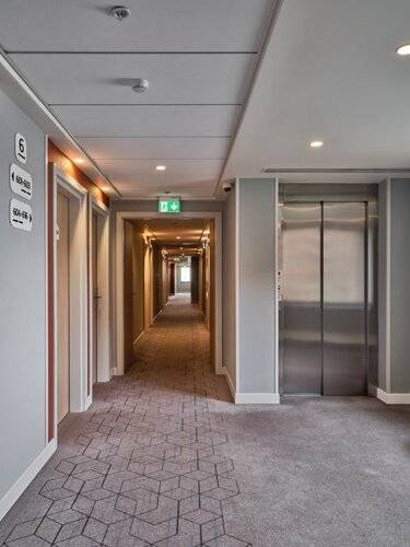 Pana White Moscow Hotel (Пана Вайт Москва Отель) Ex. Holiday Inn Express Moscow Baumanskaya