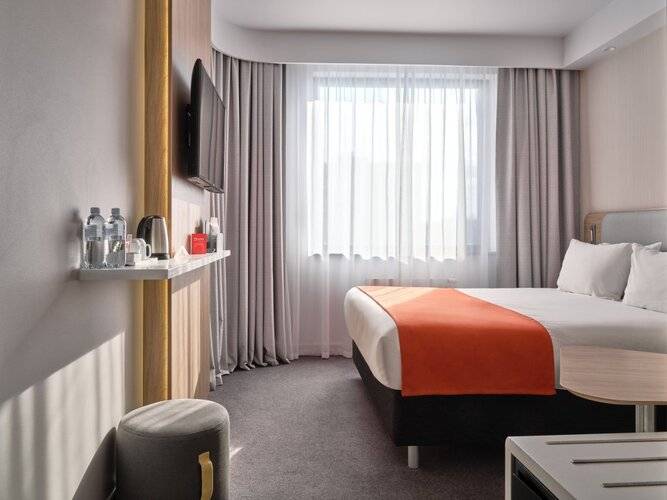 Pana White Moscow Hotel (Пана Вайт Москва Отель) Ex. Holiday Inn Express Moscow Baumanskaya