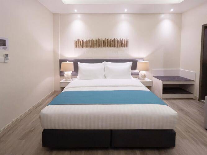Sky Beach Hotel