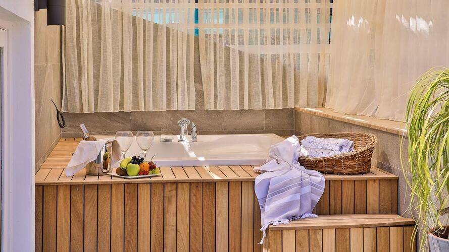 Kalkan Saray Suites