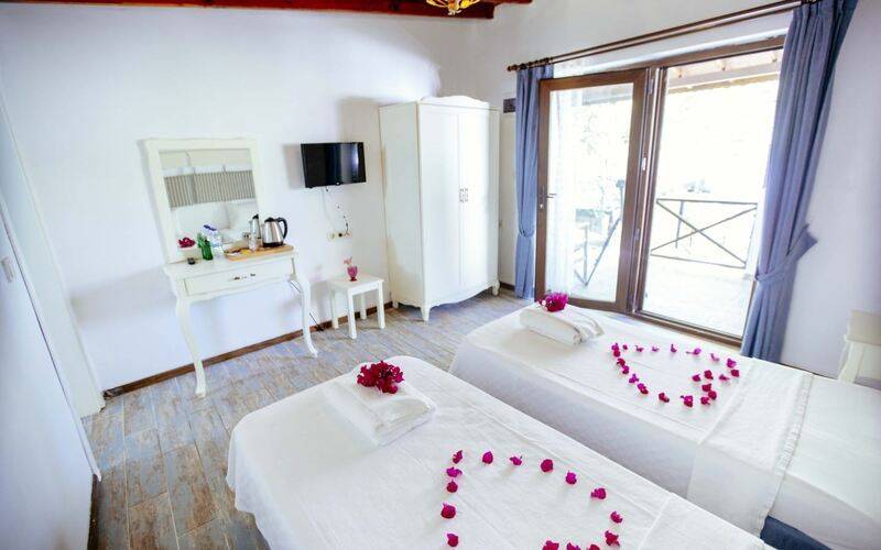 Lagoon Boutique Hotel