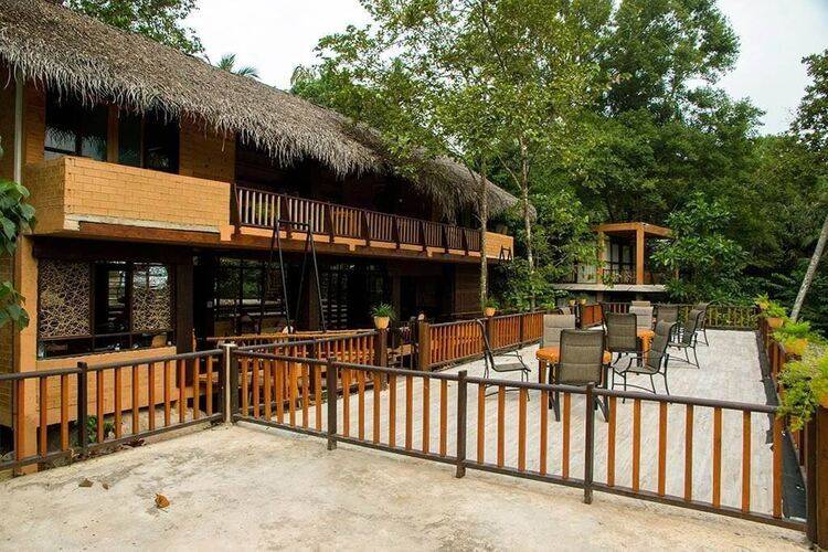 Jungle Village By Thawthisa