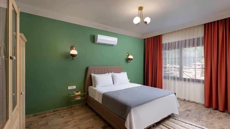Kairos Hotel