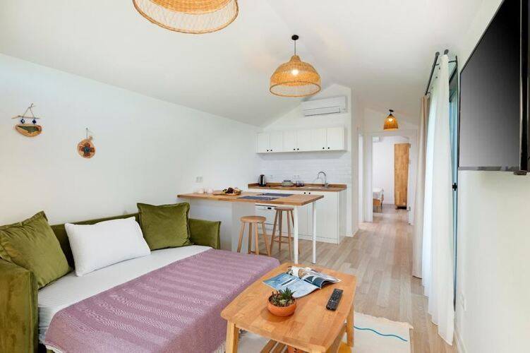 Kairos Hotel