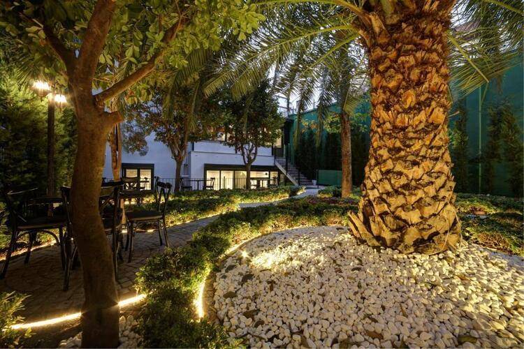 Walton Gardens Pera Hotel