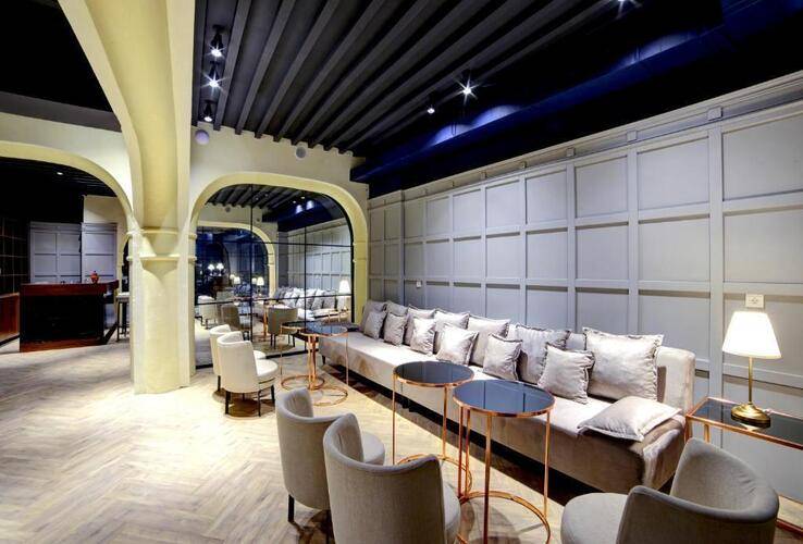 Walton Gardens Pera Hotel