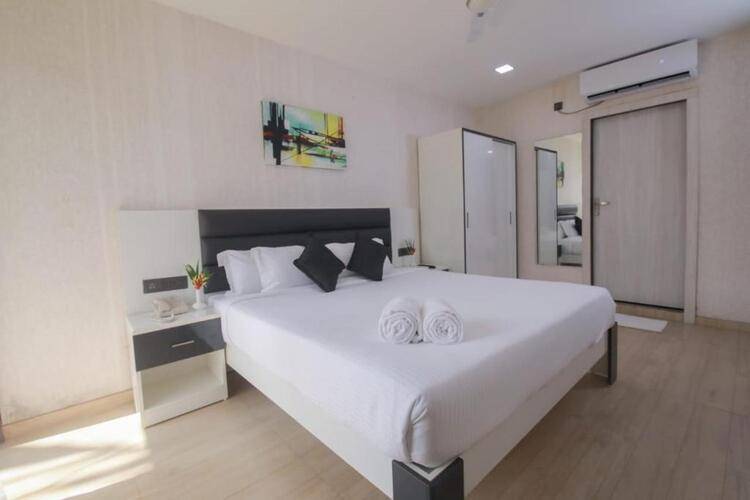La Alphonso Marina Resort & Spa