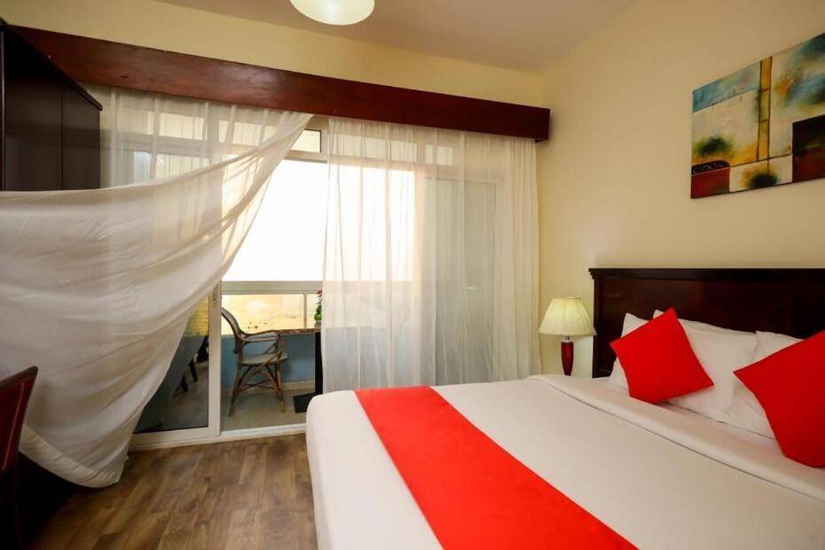 Mermaid Beach Hotel