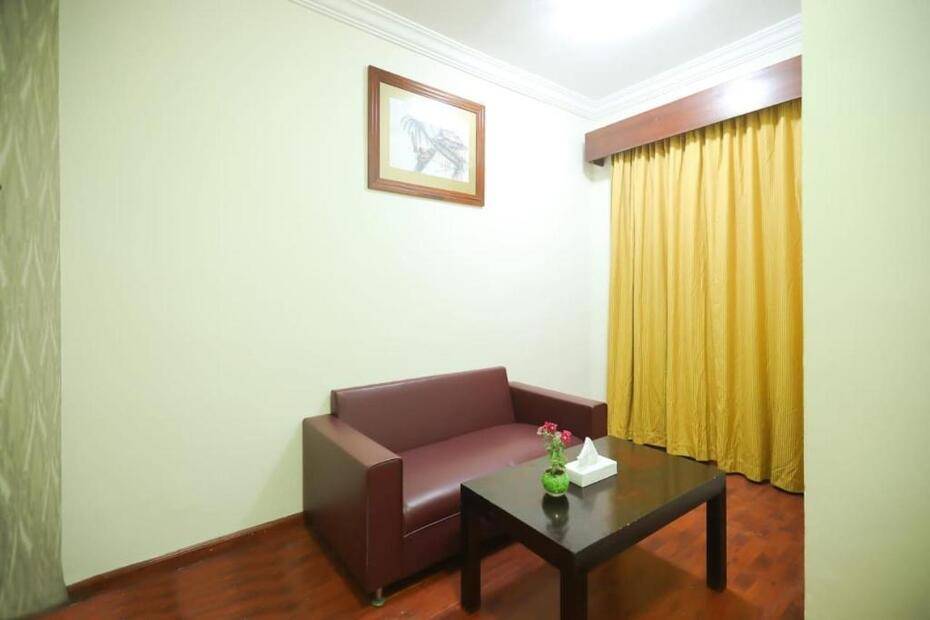 Mermaid Beach Hotel