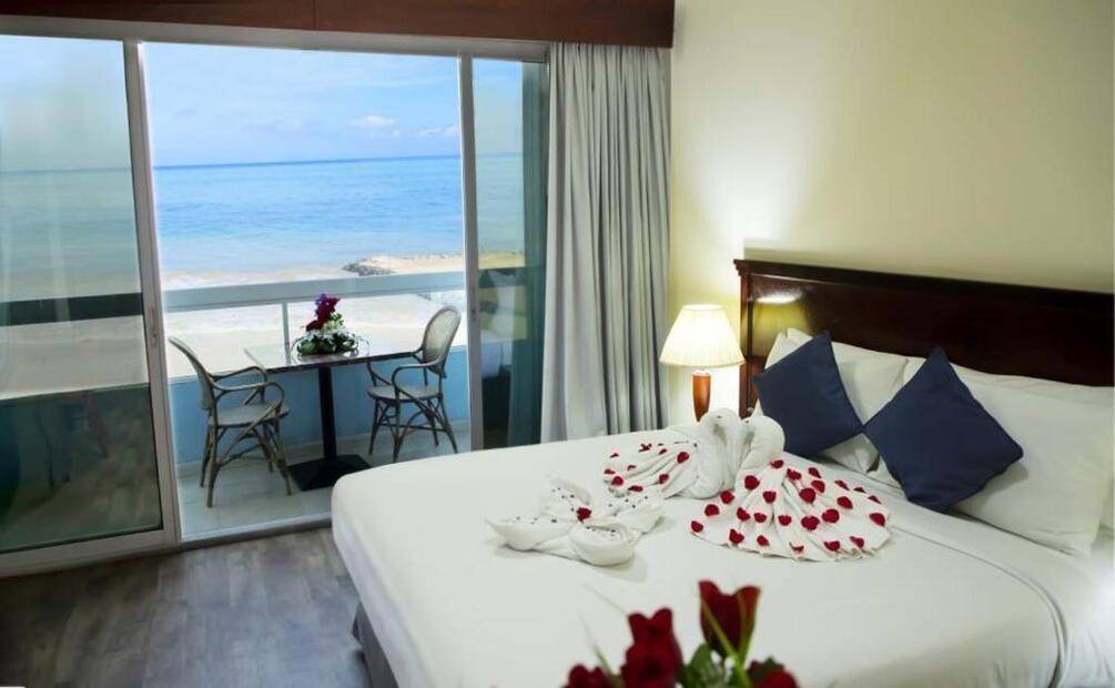 Mermaid Beach Hotel