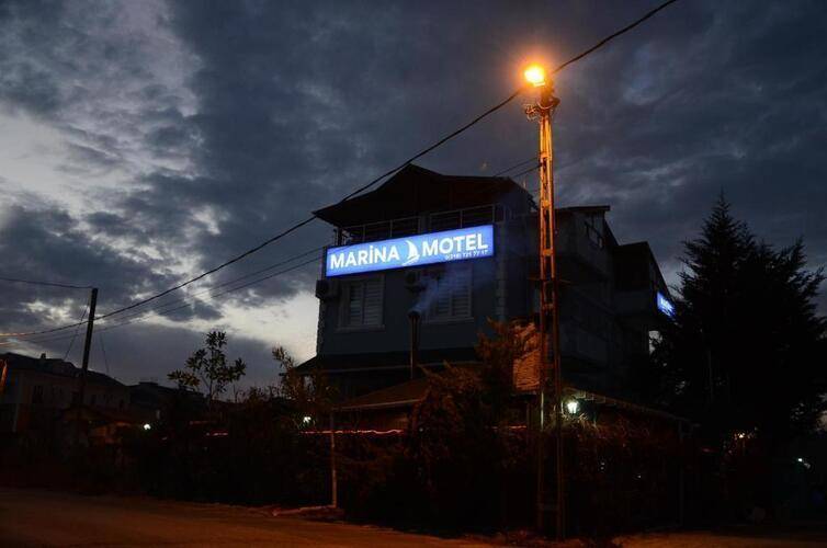 Marina Hotel Agva