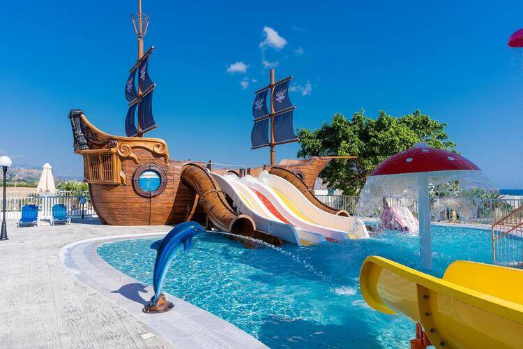 Georgioupolis Suites