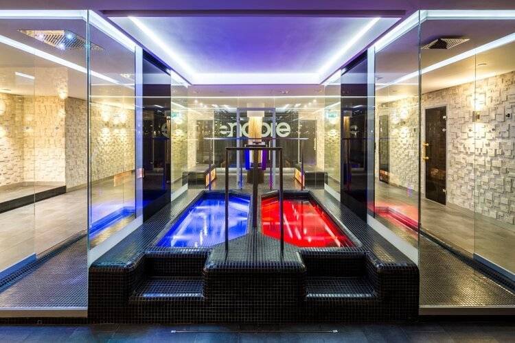 Diamond Apartments