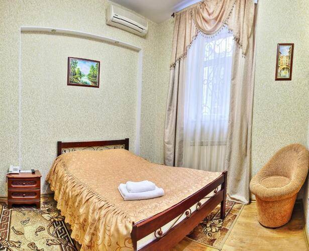 Гостиница Славия