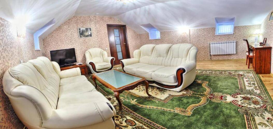 Гостиница Славия