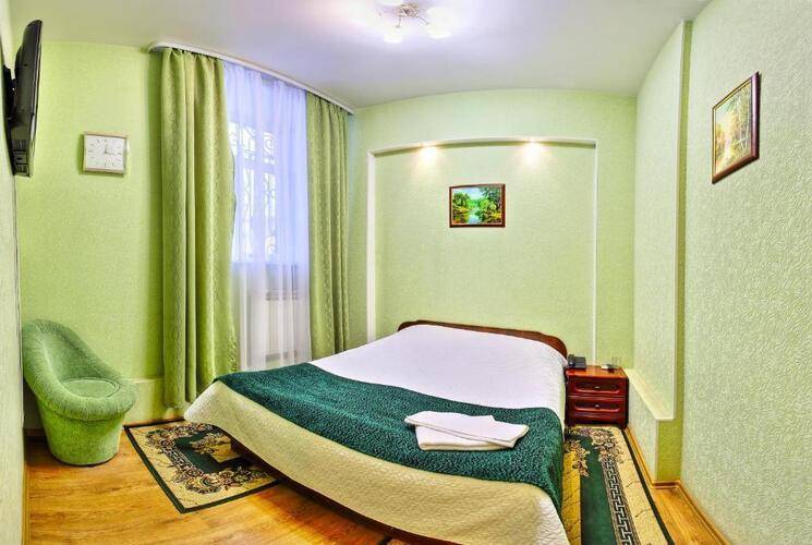 Гостиница Славия