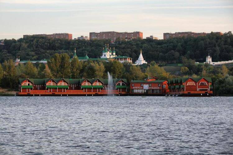 Отель Fonda