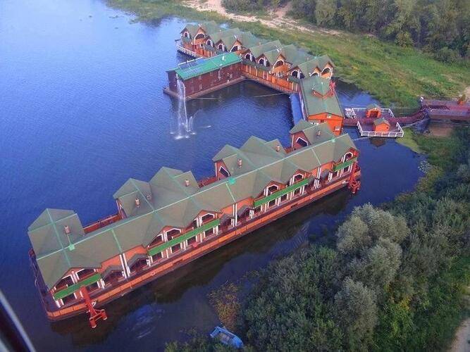 Отель Fonda