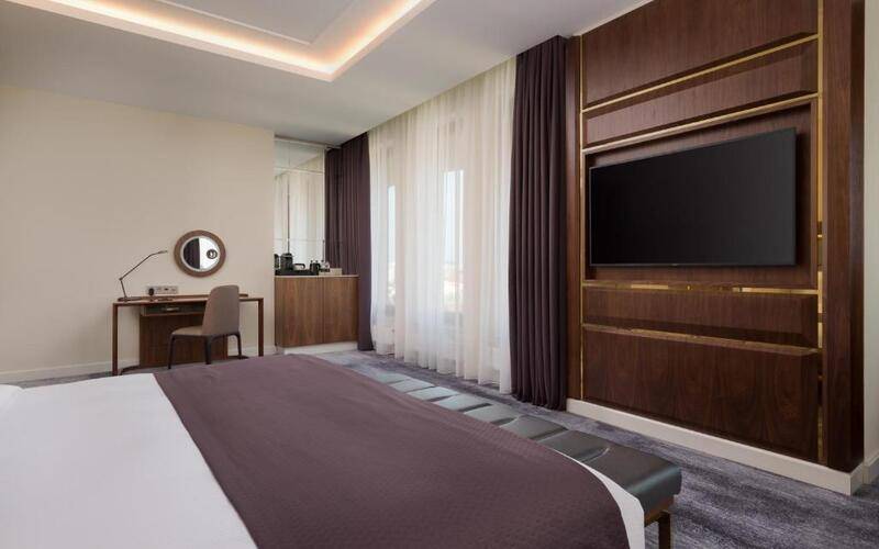 Lotte Hotel Samara (Лотте Отель Самара)