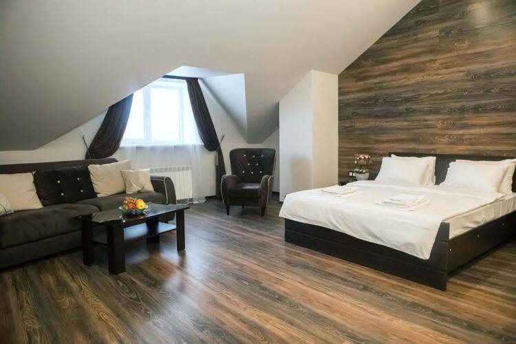 Отель LOFT (Лофт)