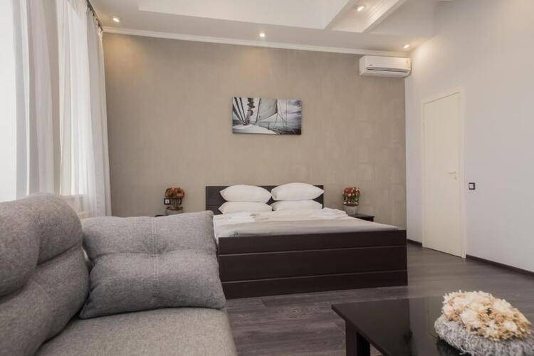 Отель LOFT (Лофт)
