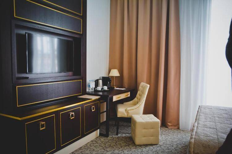 7 Avenue Hotel and SPA
