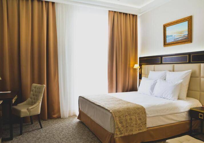 7 Avenue Hotel and SPA