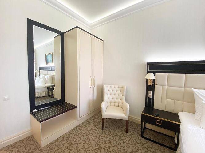 7 Avenue Hotel and SPA