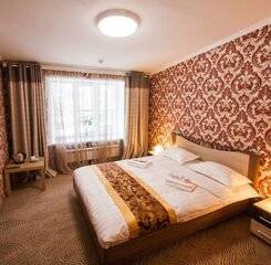 $item['hotel']['name']