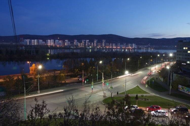 Апартаменты двухкомнатные с джакузи на Горького 1
