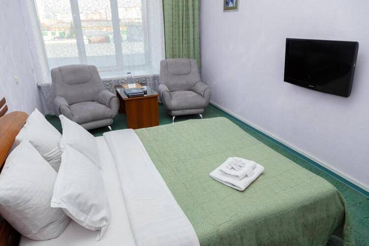 Отель Алиот (Alioth Hotel)